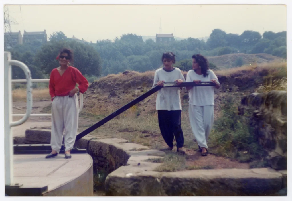 Samina, Tahira and Samia Ashraf, Saltaire, 1990