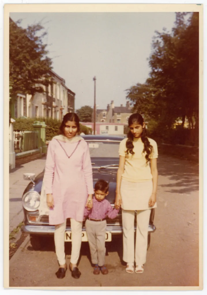 Parveen, Arif and Shaheen Hafeez, Southfield Square, 1972