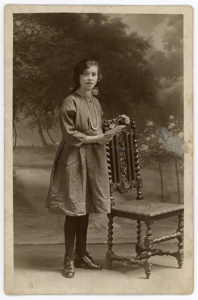 Christina Berry, Manningham, 1925