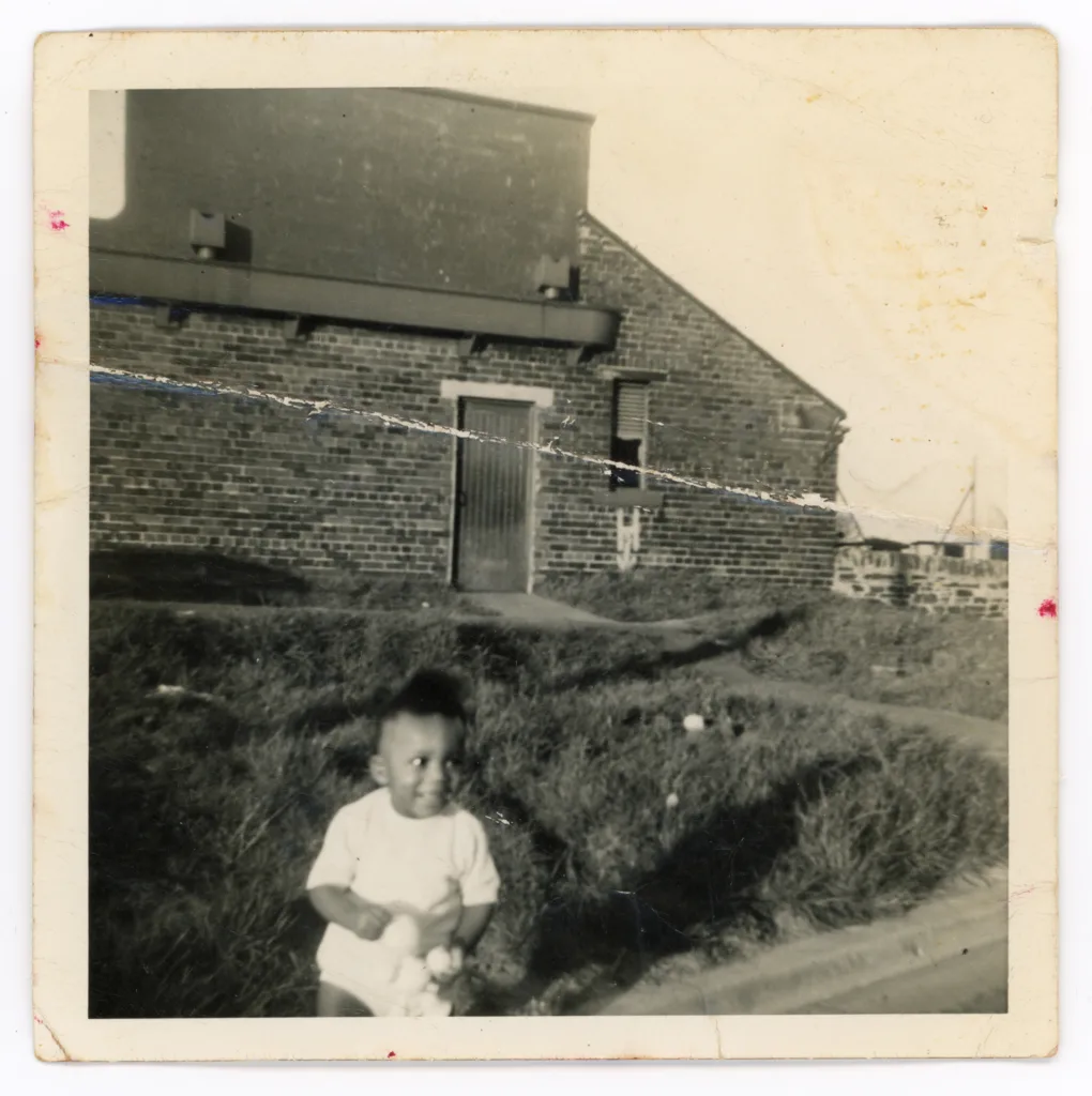 Paul James, Cullercoats House, Holmewood, 1966