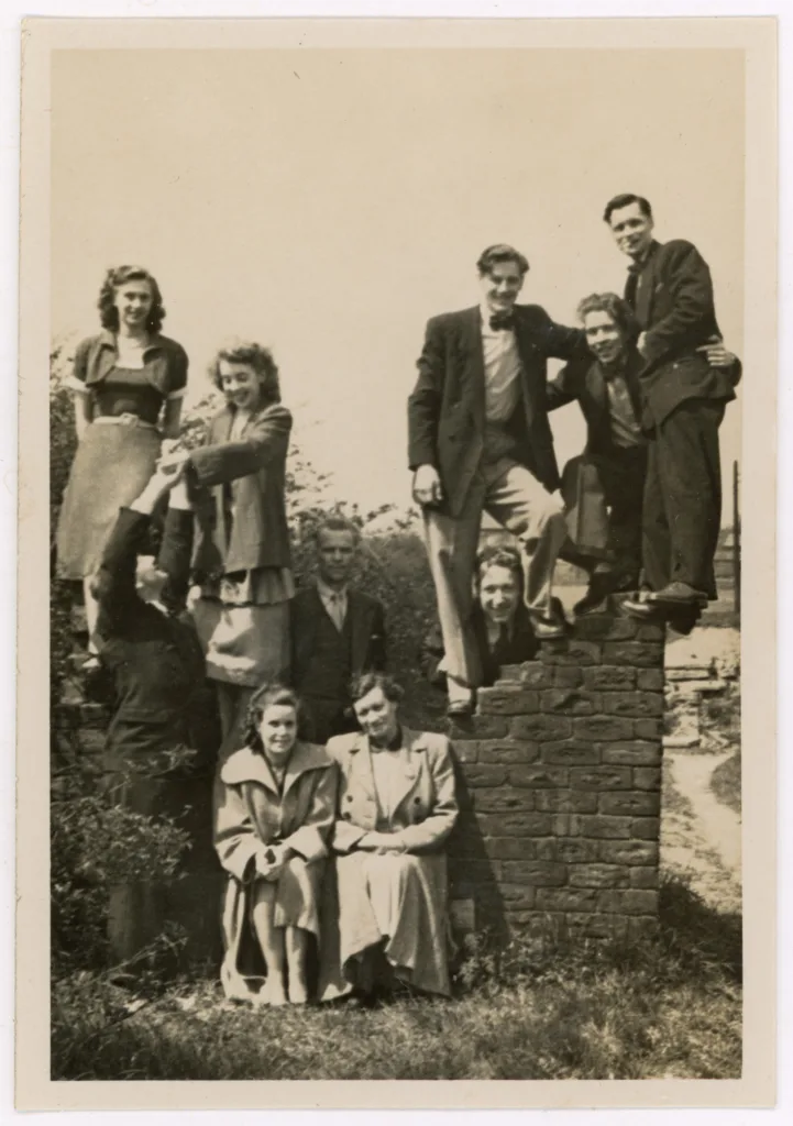 Family photo at a Heckmondwike mill, c.1950
