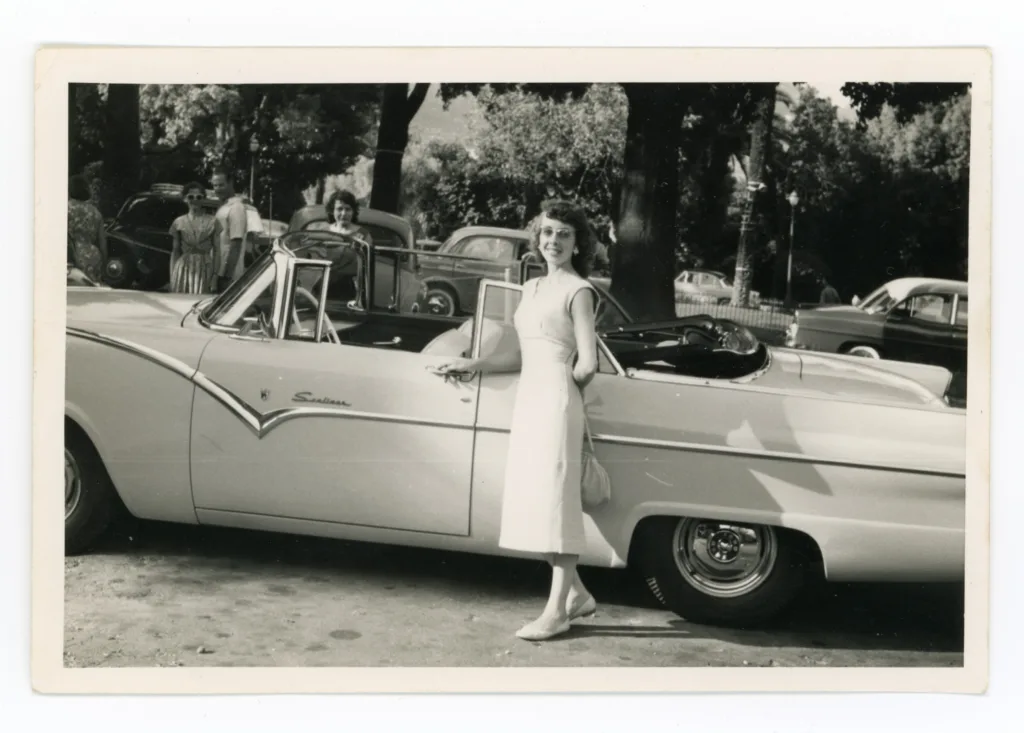 Maimu Lainevool, Nice, France, c.1960