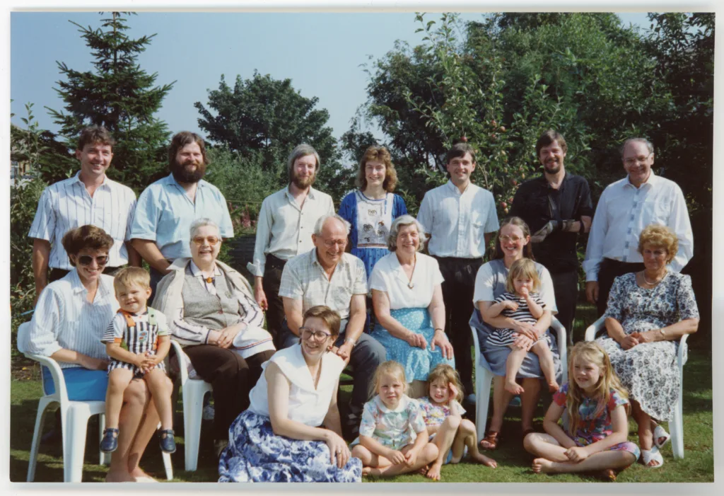 Eduards and Laima Grinbergs with family, Bradford, 1991